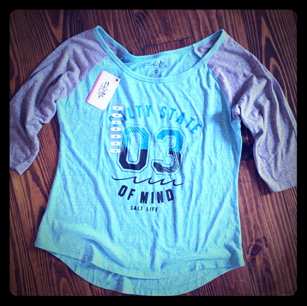 Brand new Salt Life baseball tee